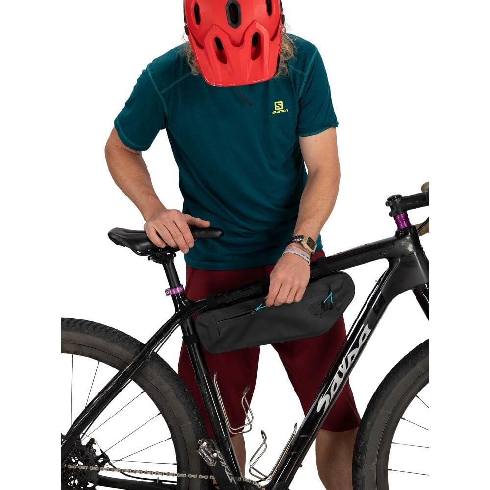 Escapist™ Frame Bag